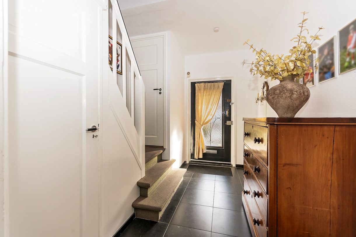 Te koop: Foto Woonhuis aan de Antillenweg 8 in Nijmegen