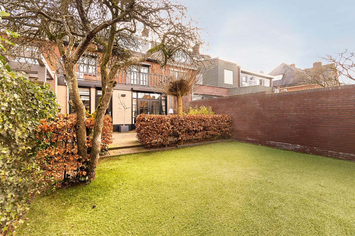 Te koop: Foto Woonhuis aan de Antillenweg 8 in Nijmegen