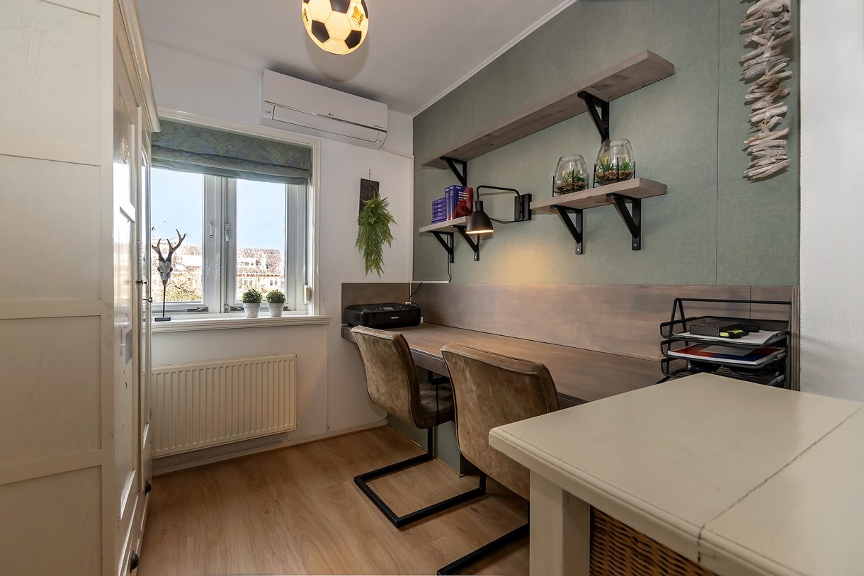 Te koop: Foto Woonhuis aan de Antillenweg 8 in Nijmegen