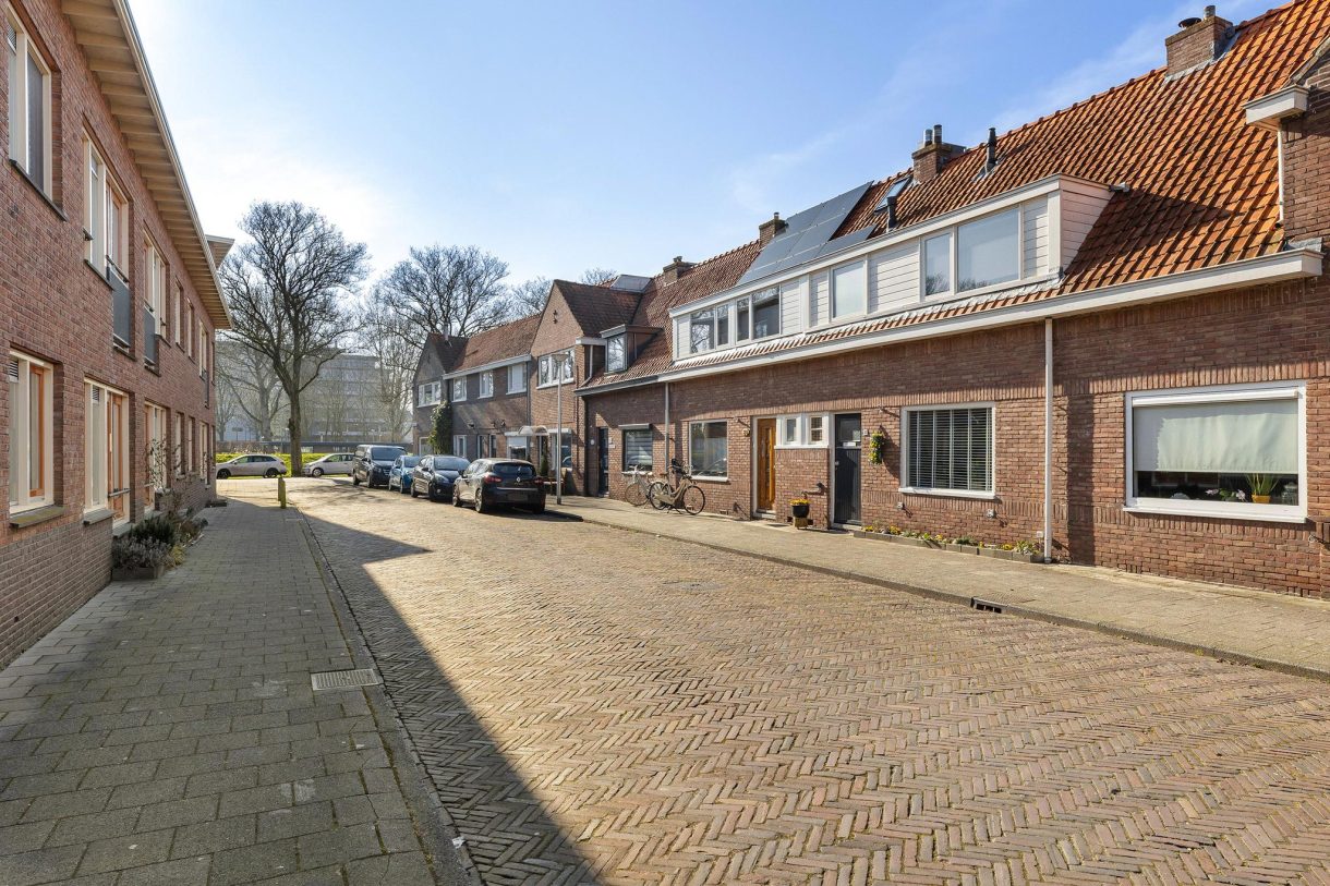 Te koop: Foto Woonhuis aan de De Ruyterstraat 84 in Zwolle