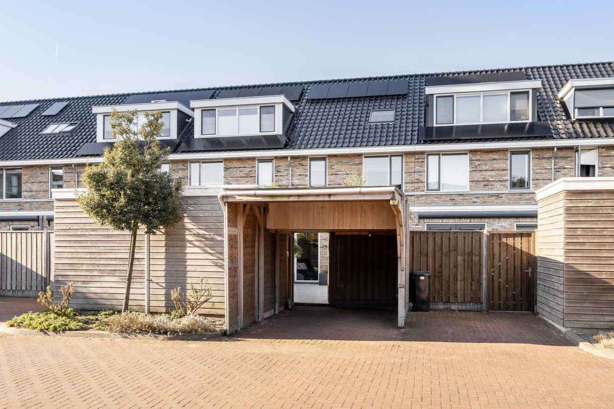 Te koop: Foto Woonhuis aan de Seringenstraat 24 in Vlaardingen