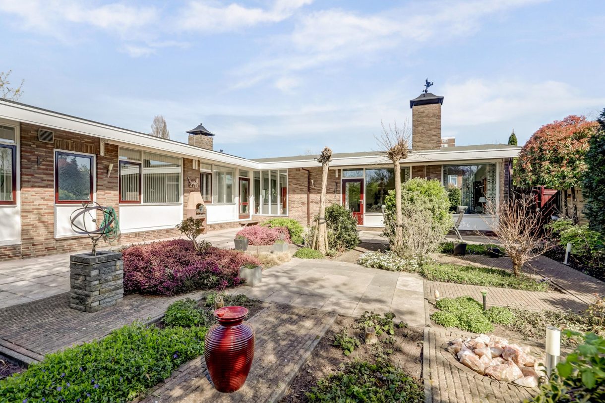 Te koop: Foto Woonhuis aan de Thijssehof 6 in Zaandam