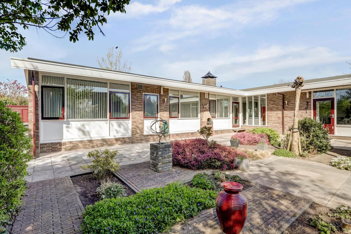 Te koop: Foto Woonhuis aan de Thijssehof 6 in Zaandam