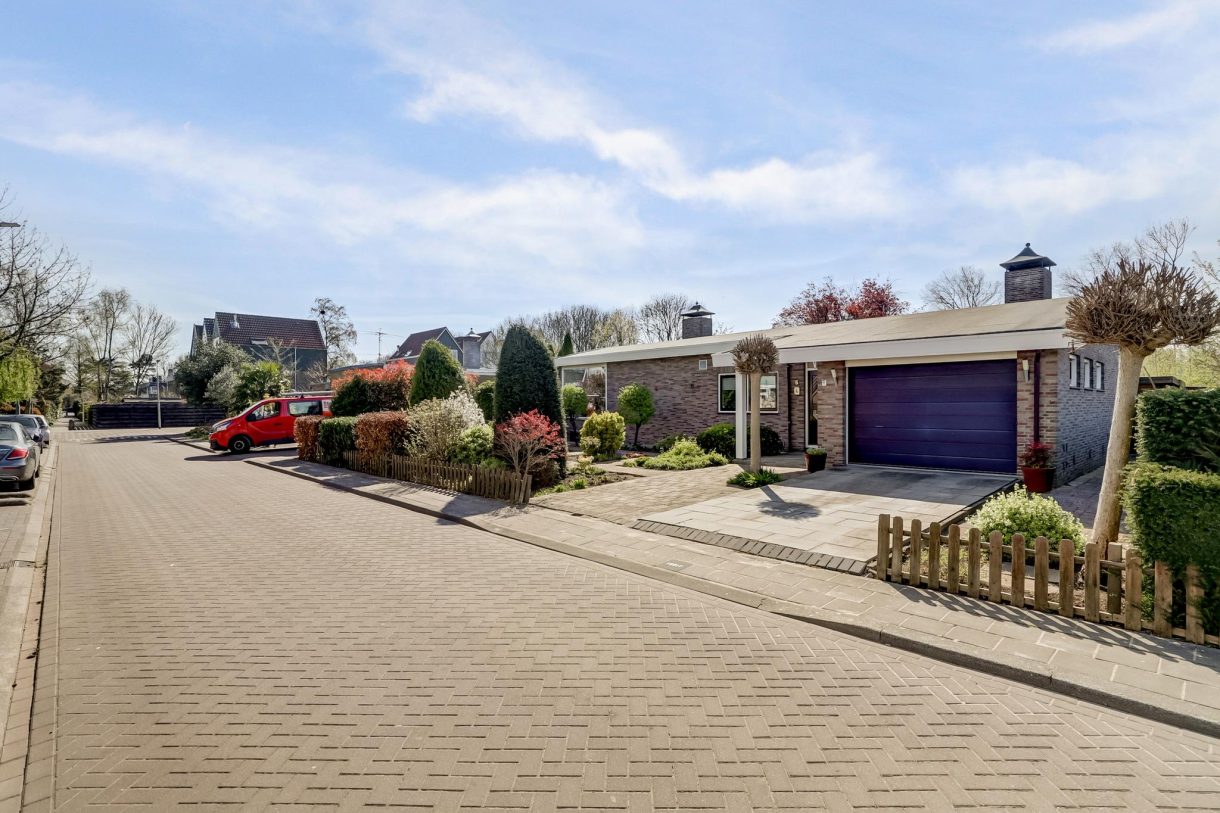 Te koop: Foto Woonhuis aan de Thijssehof 6 in Zaandam