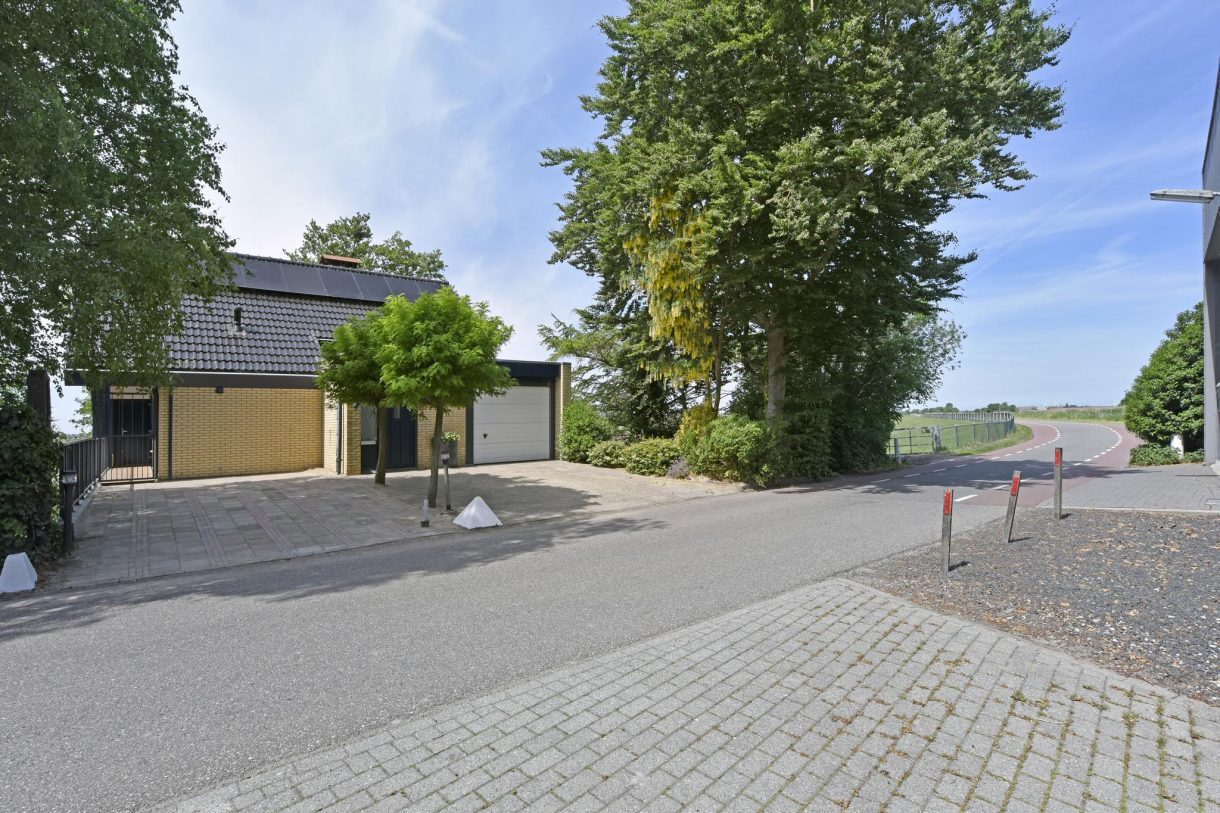 Te koop: Foto Woonhuis aan de Woudsedijk 18 in Ter Aar