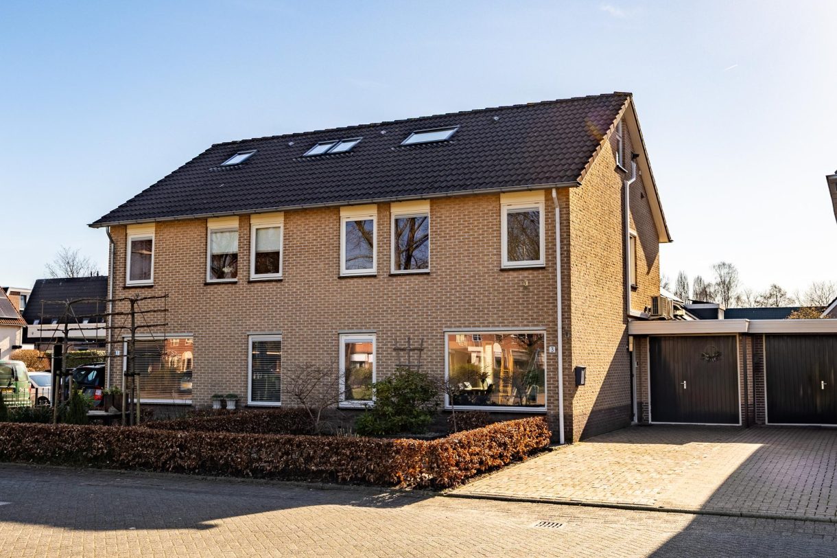 Te koop: Foto Woonhuis aan de Molenaarserf 3 in Eerbeek