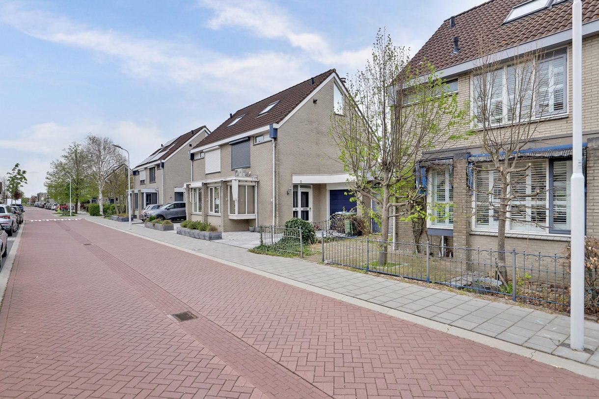 Te koop: Foto Woonhuis aan de Bovenveen 12 in Zaandam