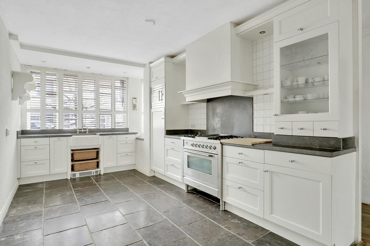 Te koop: Foto Woonhuis aan de Bovenveen 12 in Zaandam