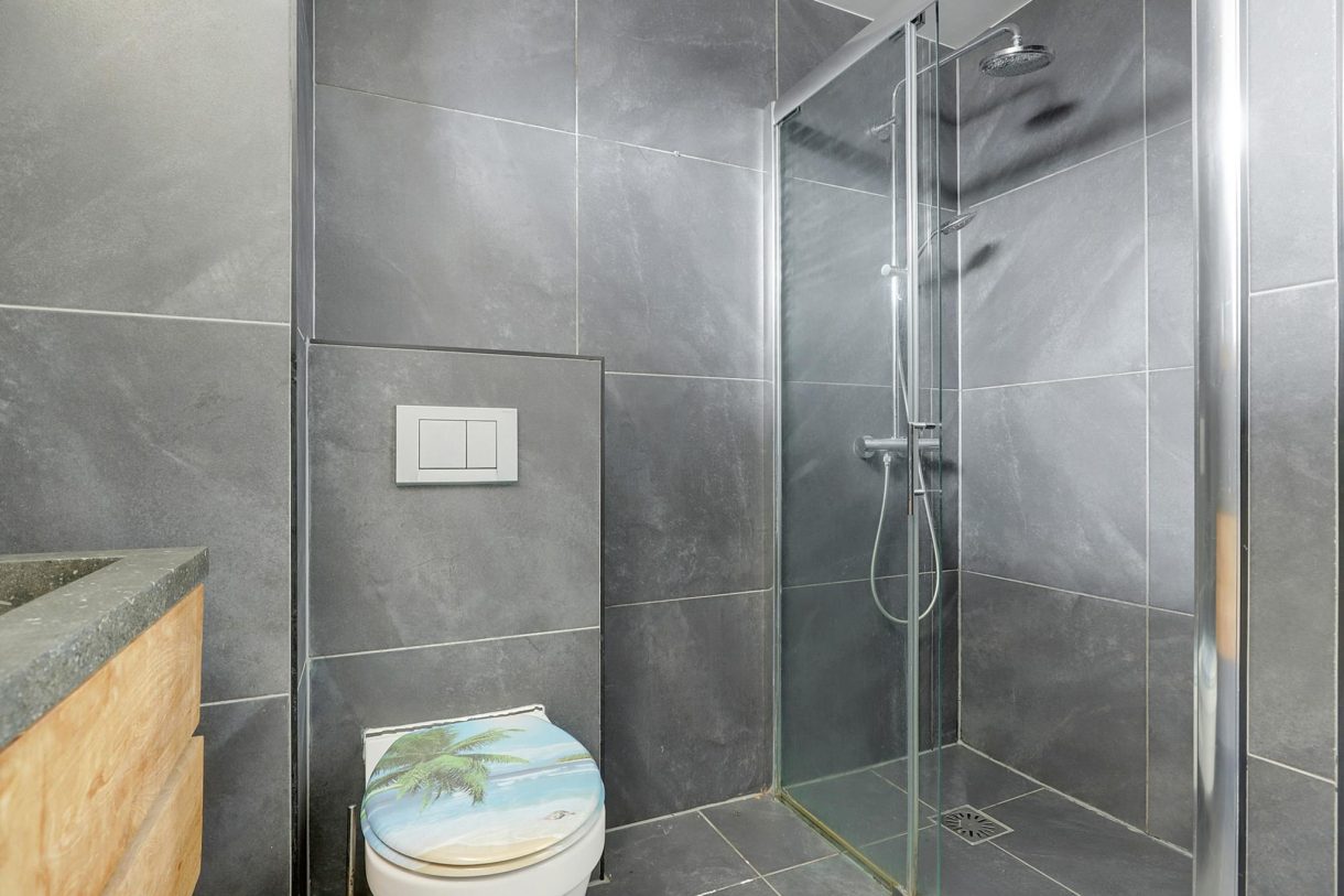 Te koop: Foto Woonhuis aan de Bovenveen 12 in Zaandam