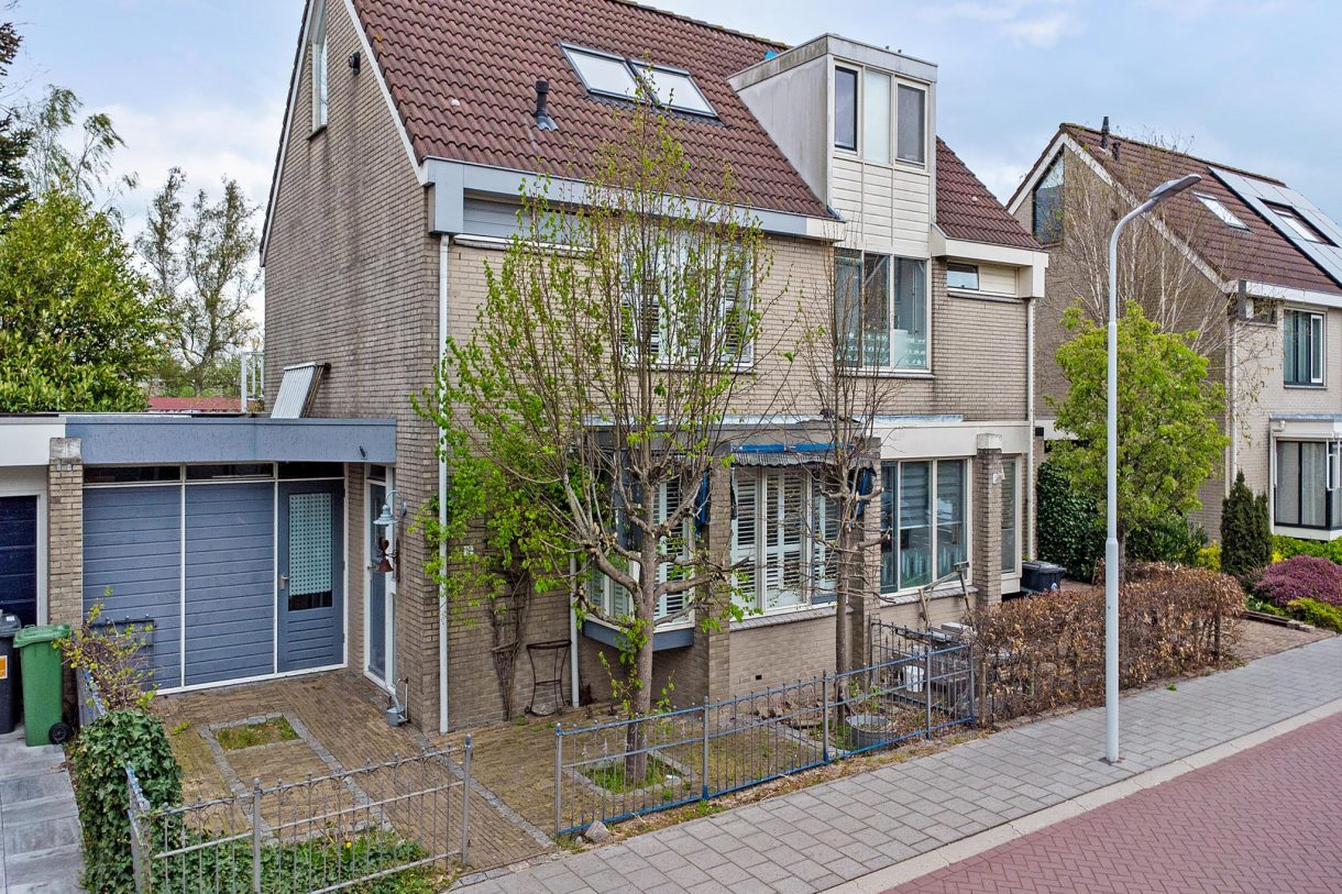 Te koop: Foto Woonhuis aan de Bovenveen 12 in Zaandam