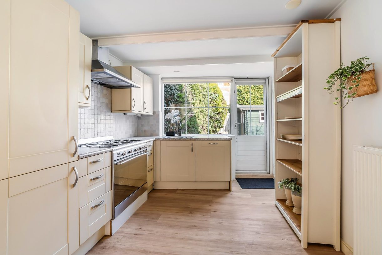 Te koop: Foto Woonhuis aan de Willem Beukelszoonplein 24 in 's-Gravenhage