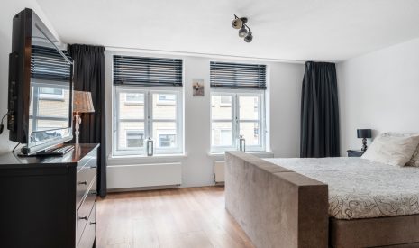 Te koop: Foto Woonhuis aan de Landstraat 9 in Vlaardingen