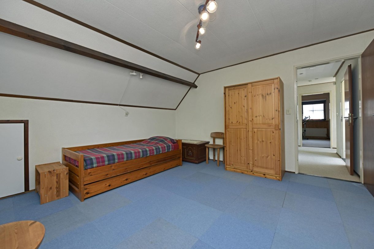 Te koop: Foto Woonhuis aan de Van der Leeplein 4 in Aarlanderveen