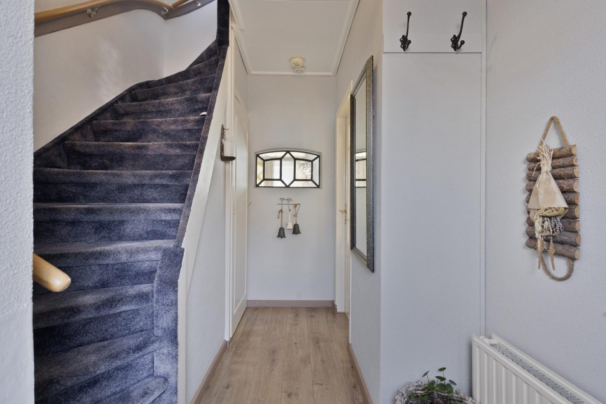 Te koop: Foto Woonhuis aan de Van Kinsbergenstraat 16 in Alphen aan den Rijn