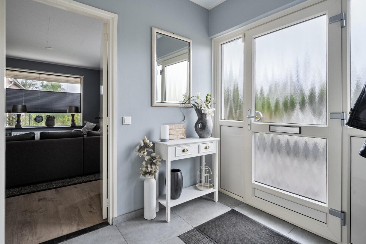 Te koop: Foto Woonhuis aan de Julianalaan 1 in Nieuwlande