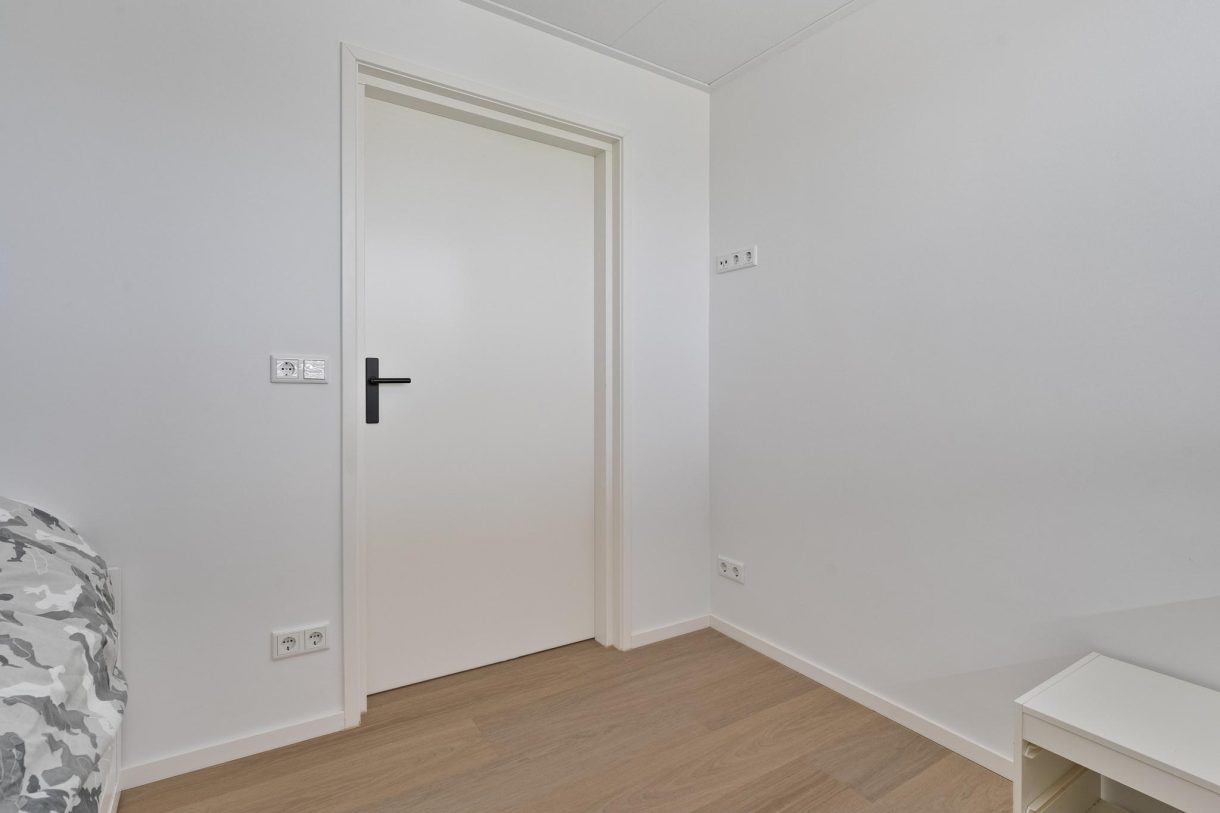 Te koop: Foto Woonhuis aan de Julianalaan 1 in Nieuwlande