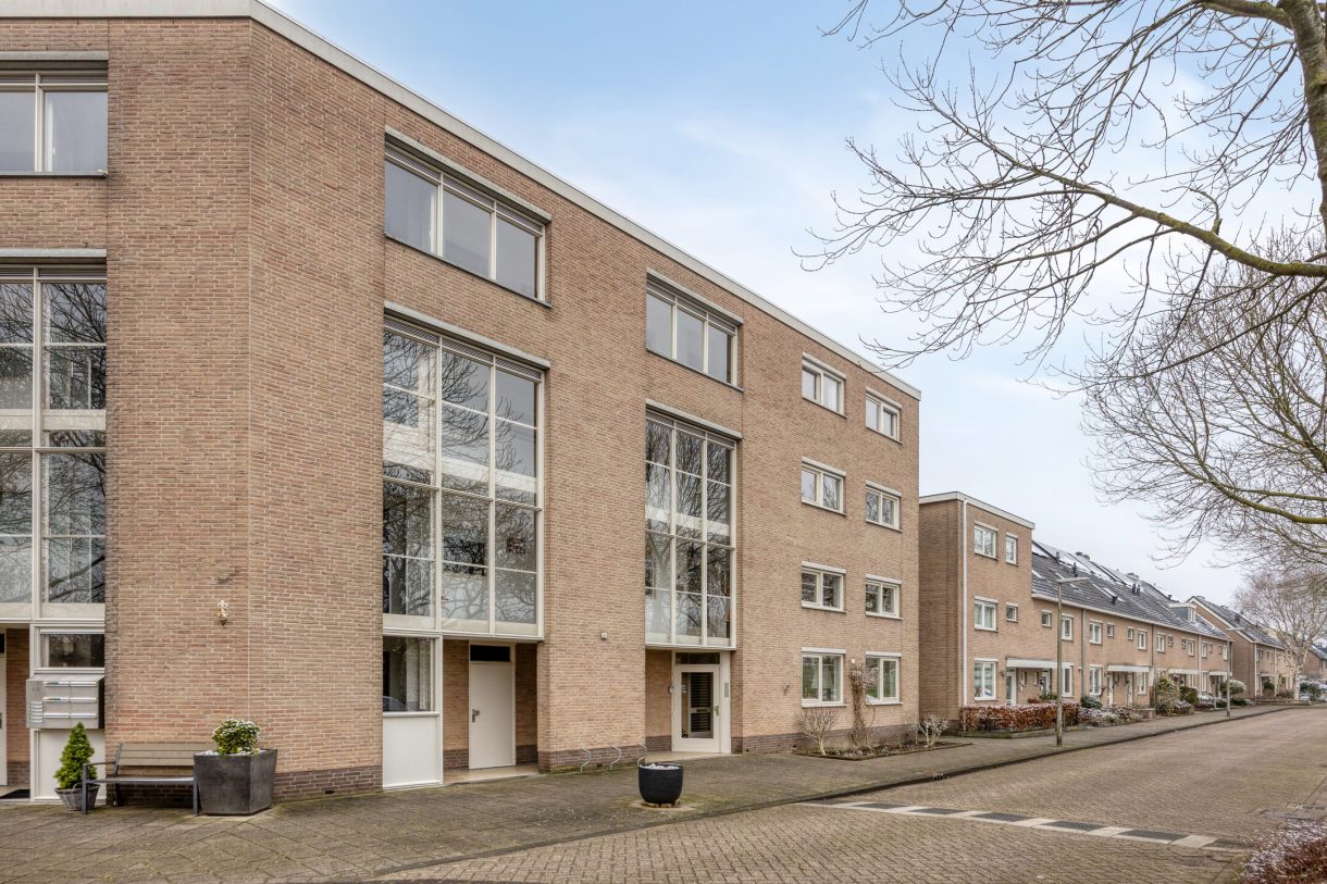 Te koop: Foto Appartement aan de Rosmolen 54 in Alphen aan den Rijn