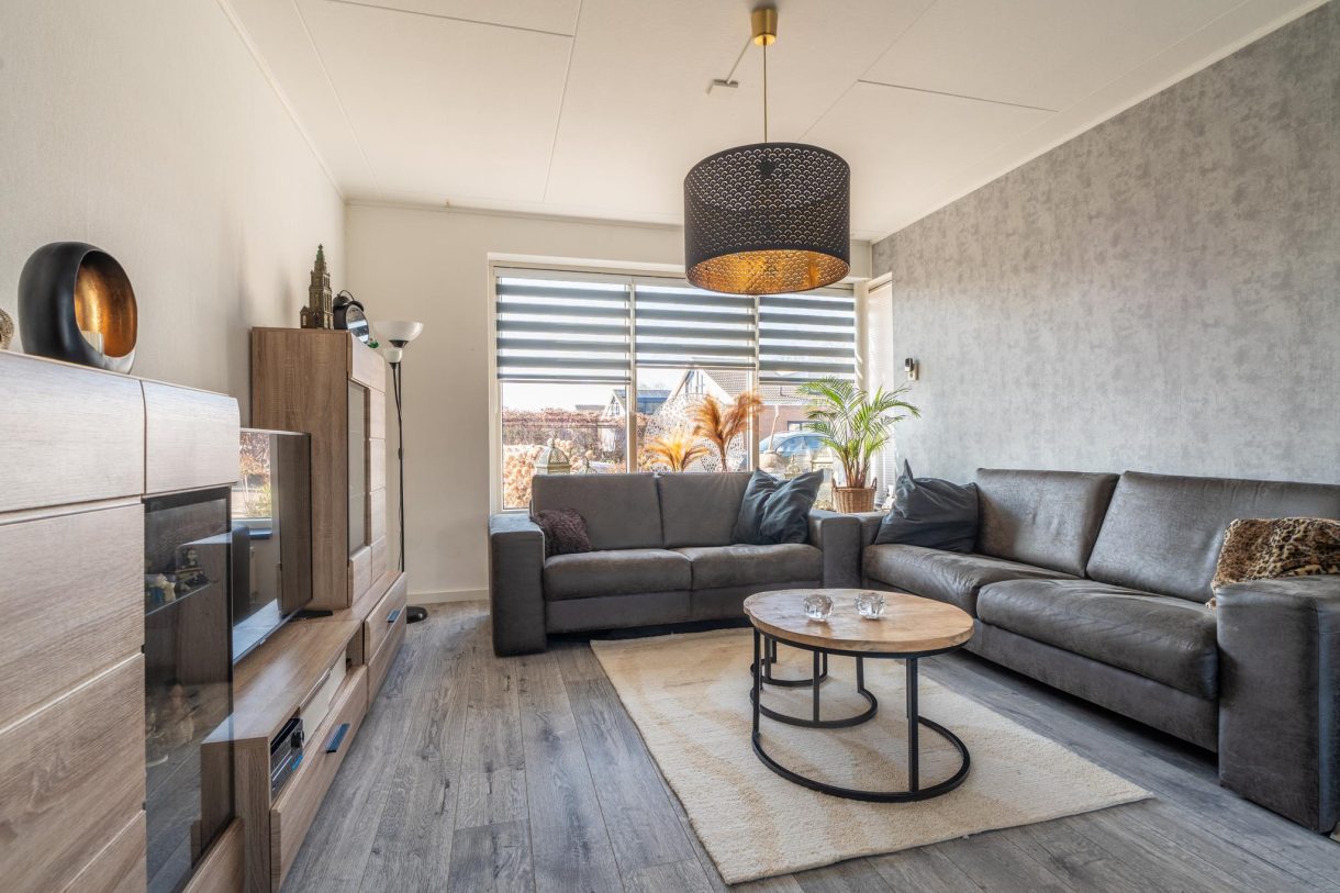 Te koop: Foto Woonhuis aan de Meeuwenstraat 1a in Foxhol