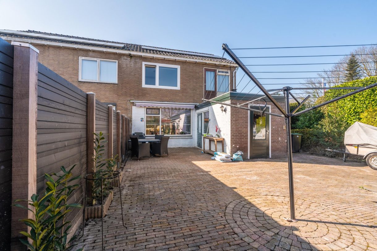 Te koop: Foto Woonhuis aan de Meeuwenstraat 1a in Foxhol