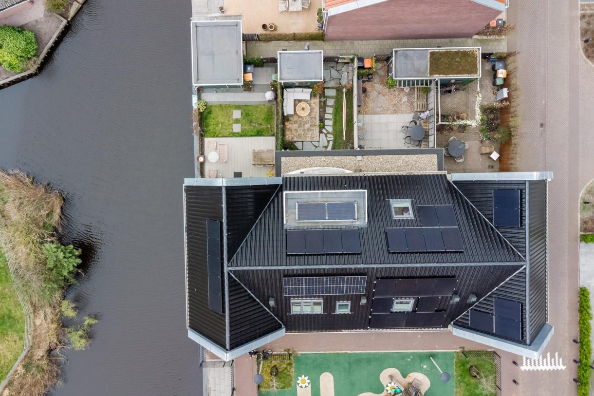 Te koop: Foto Woonhuis aan de Cornelis G. Dekkerstraat 17 in Westzaan