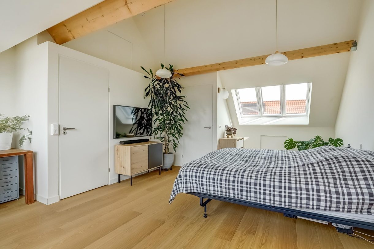 Te koop: Foto Woonhuis aan de Cornelis G. Dekkerstraat 17 in Westzaan