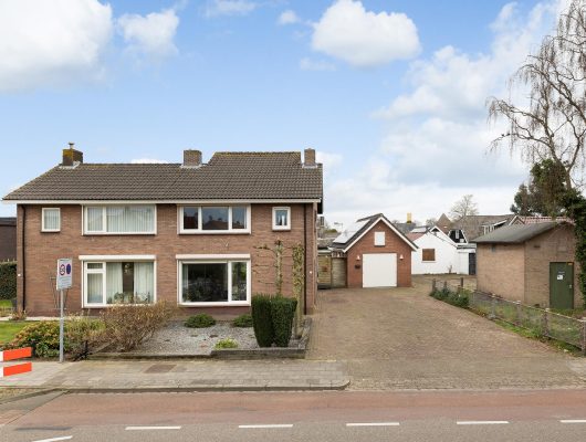 Hoofdfoto van Wezep Clematisstraat 6