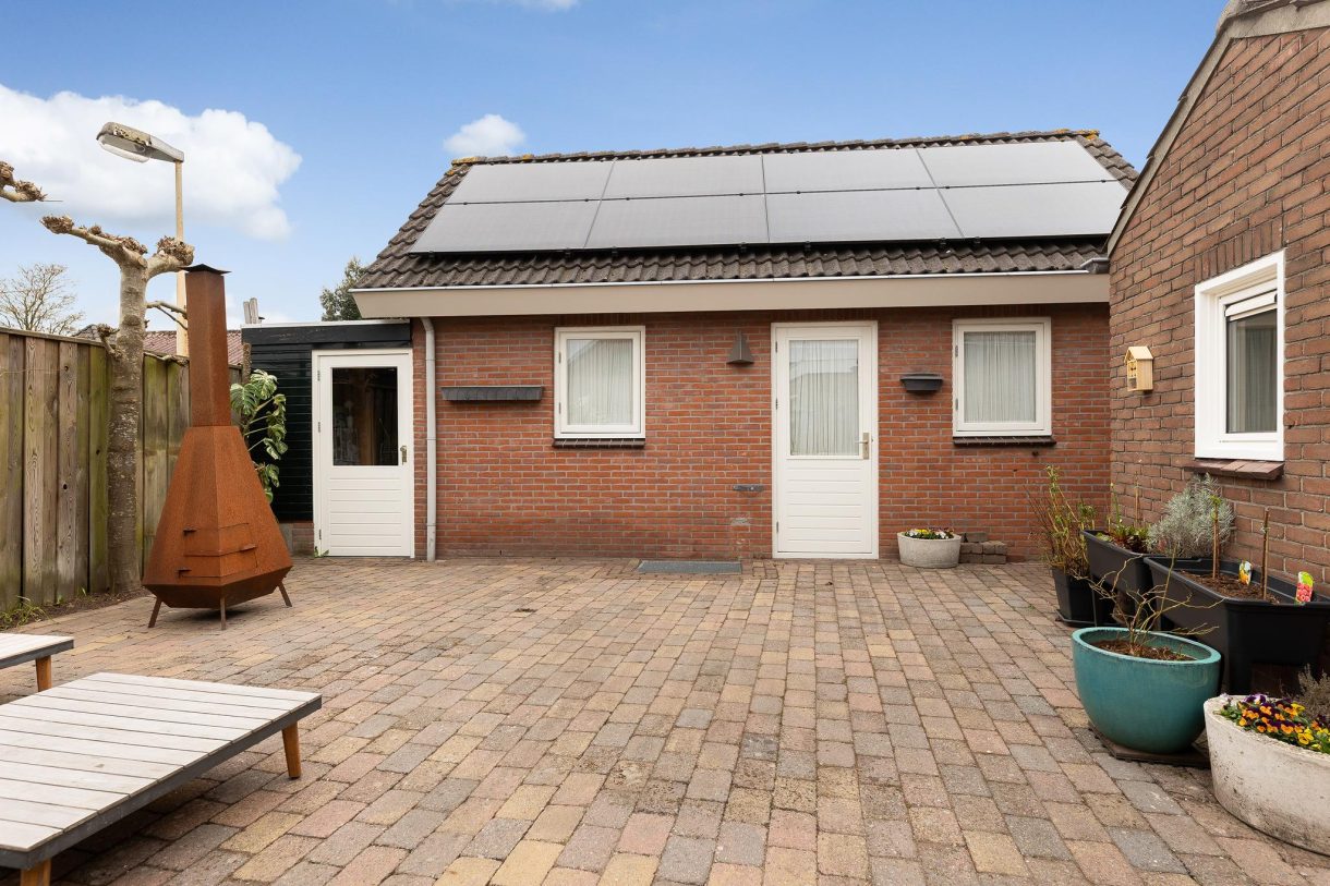 Te koop: Foto Woonhuis aan de Clematisstraat 6 in Wezep