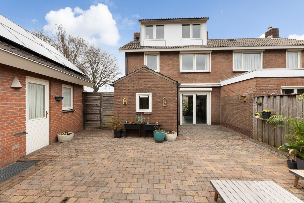 Te koop: Foto Woonhuis aan de Clematisstraat 6 in Wezep