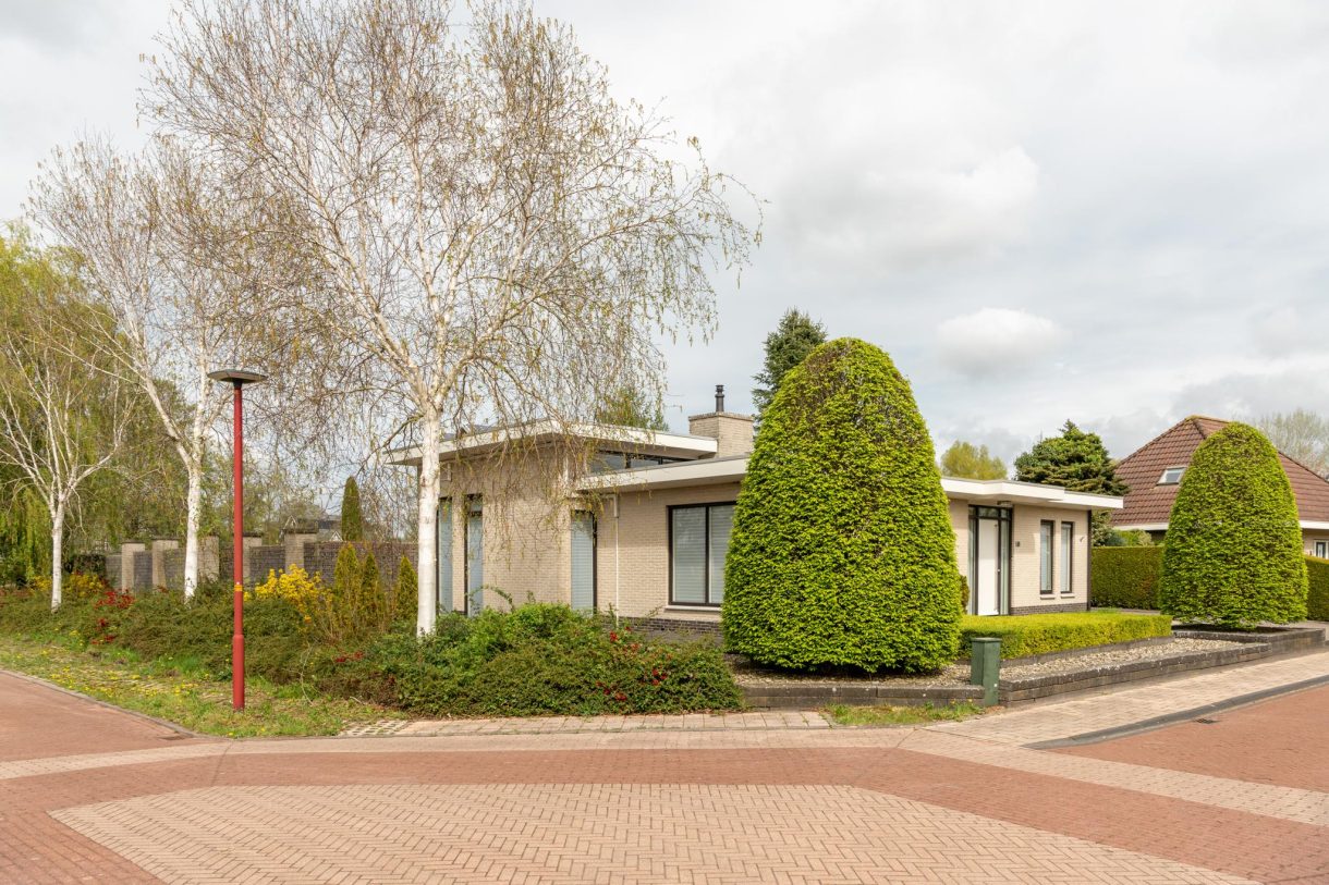 Te koop: Foto Woonhuis aan de Rietpol 43 in Drachten