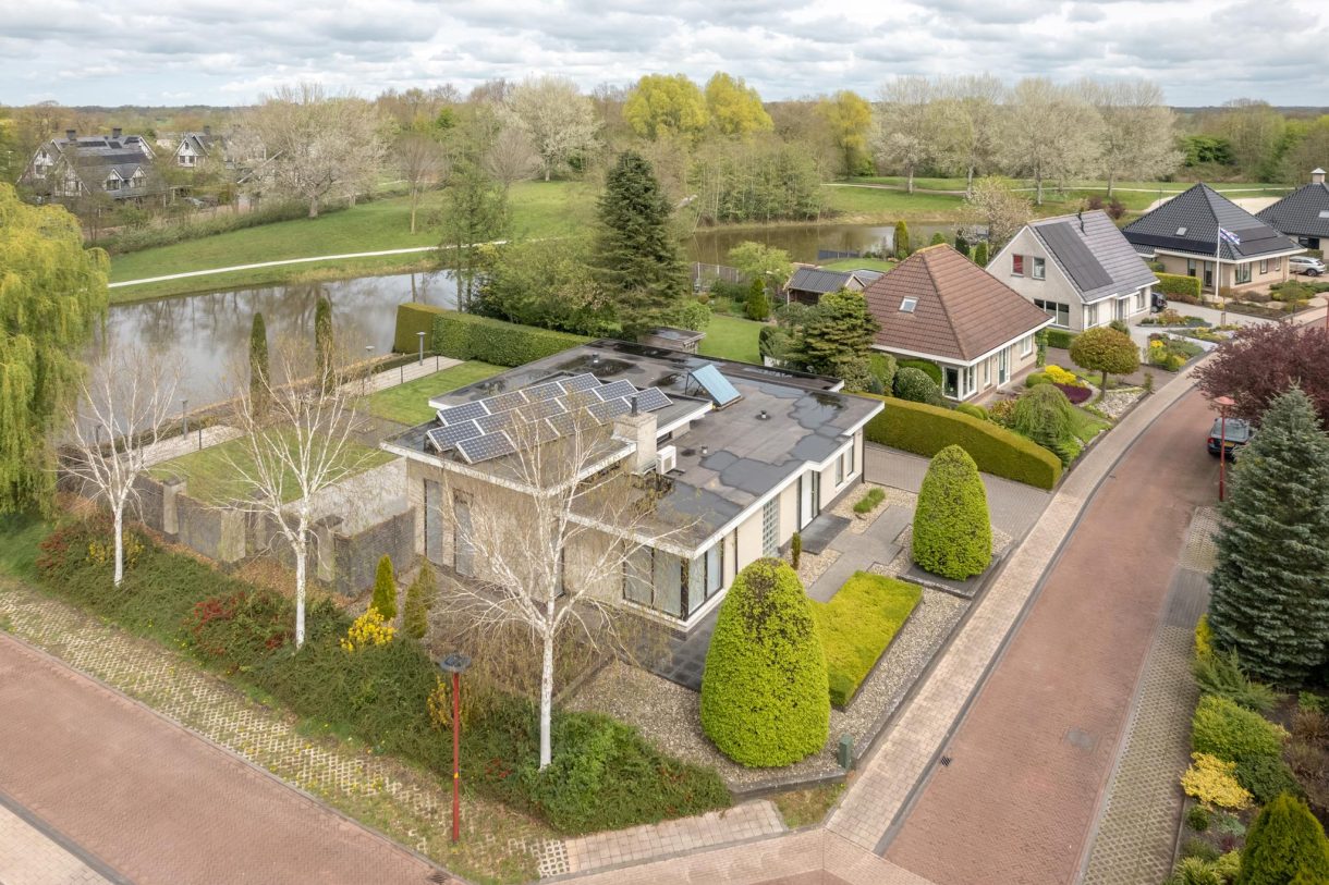 Te koop: Foto Woonhuis aan de Rietpol 43 in Drachten