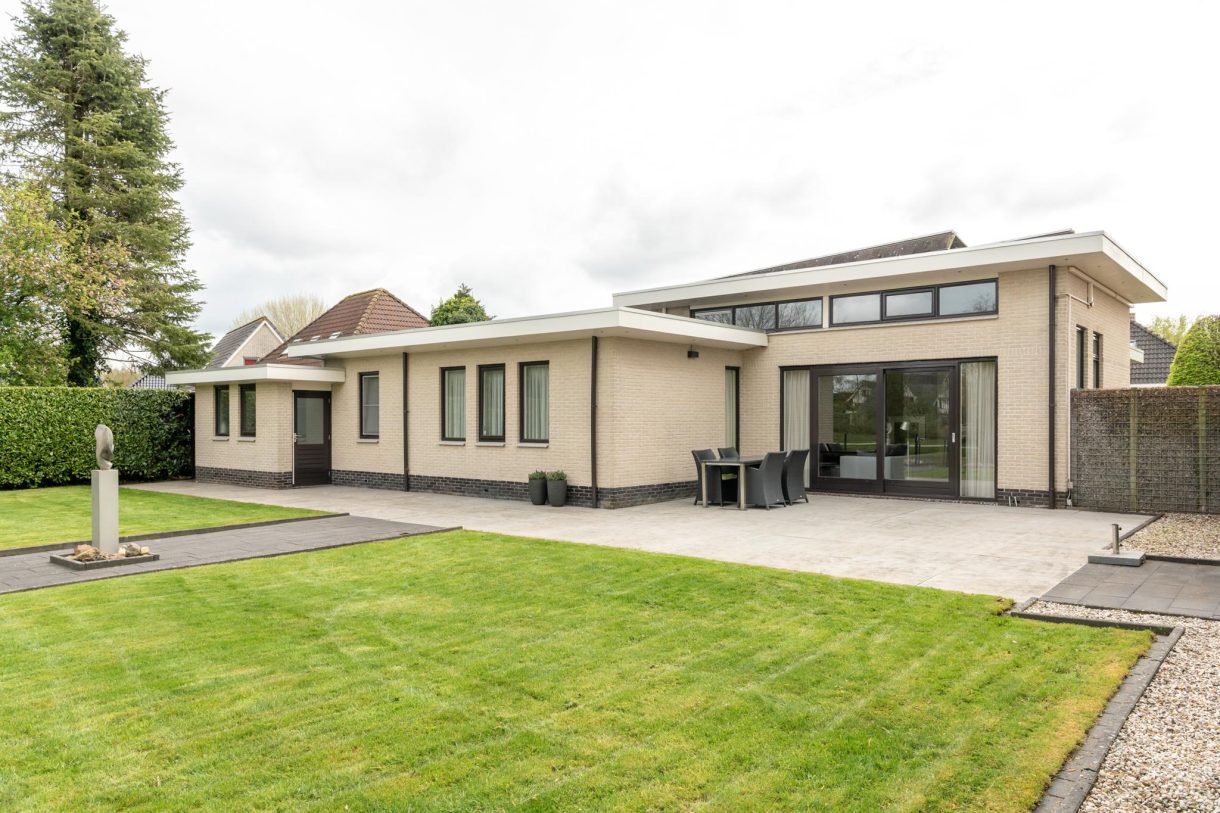 Te koop: Foto Woonhuis aan de Rietpol 43 in Drachten