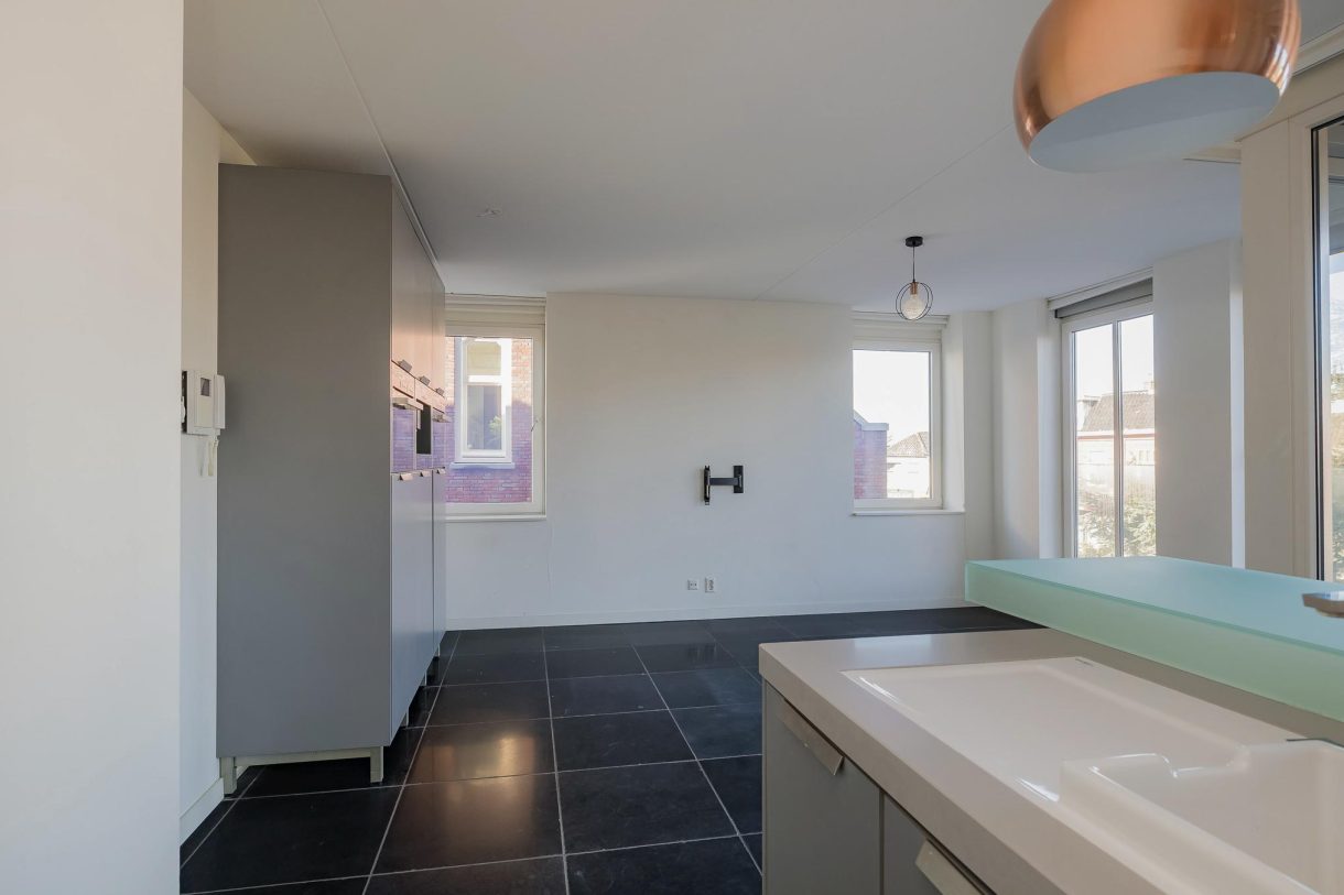 Te koop: Foto Appartement aan de Heereweg 215J in Lisse