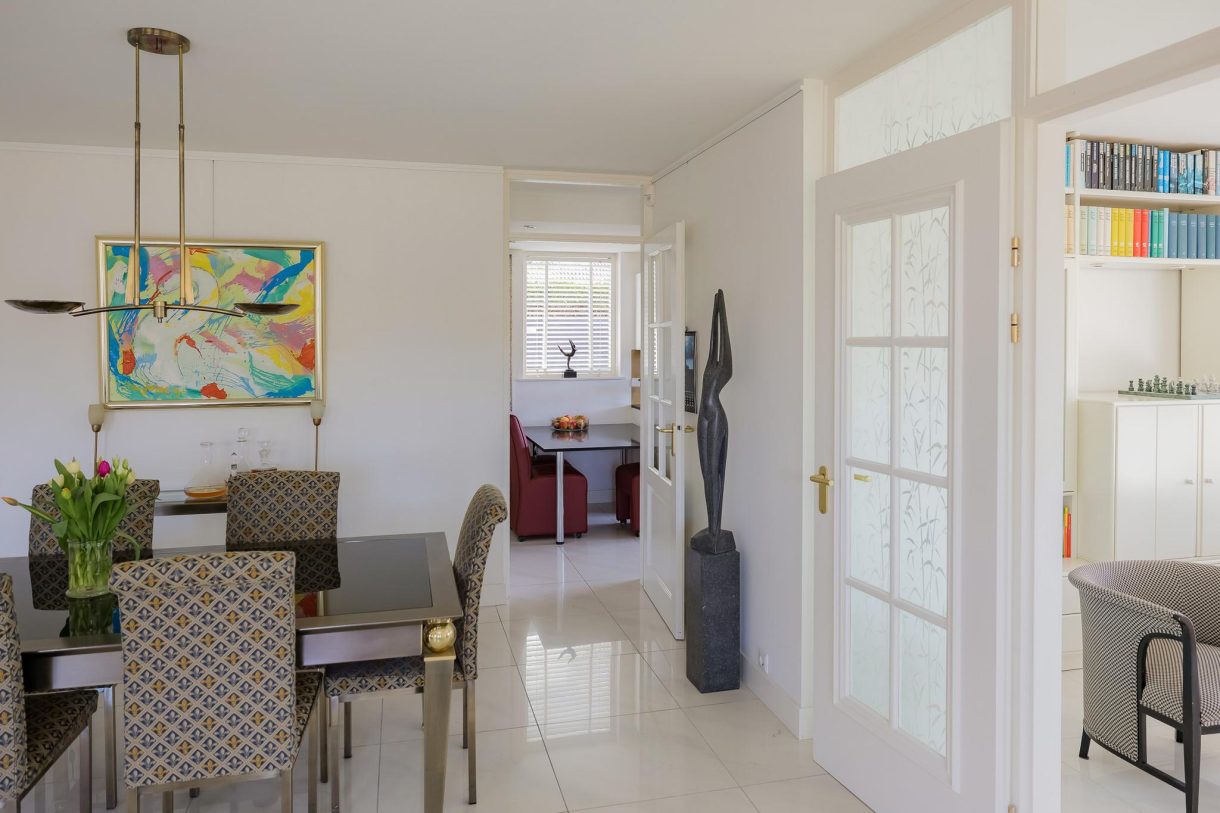 Te koop: Foto Woonhuis aan de Dirck van Swietenlaan 25 in Oegstgeest