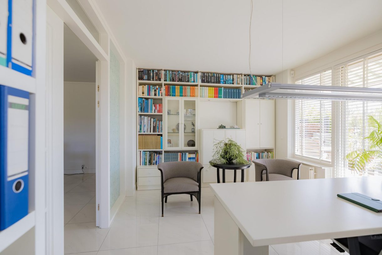 Te koop: Foto Woonhuis aan de Dirck van Swietenlaan 25 in Oegstgeest