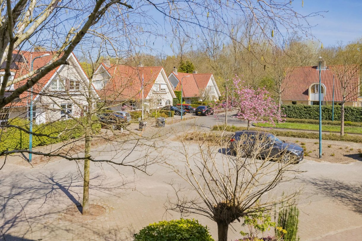 Te koop: Foto Woonhuis aan de Dirck van Swietenlaan 25 in Oegstgeest