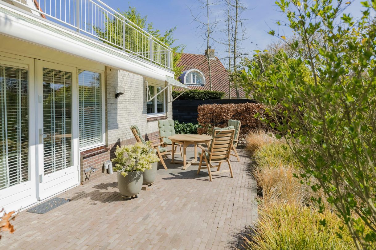 Te koop: Foto Woonhuis aan de Dirck van Swietenlaan 25 in Oegstgeest