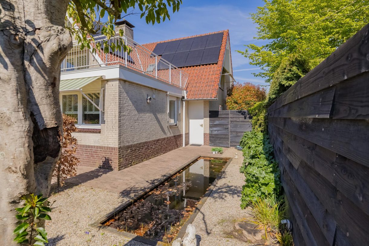 Te koop: Foto Woonhuis aan de Dirck van Swietenlaan 25 in Oegstgeest