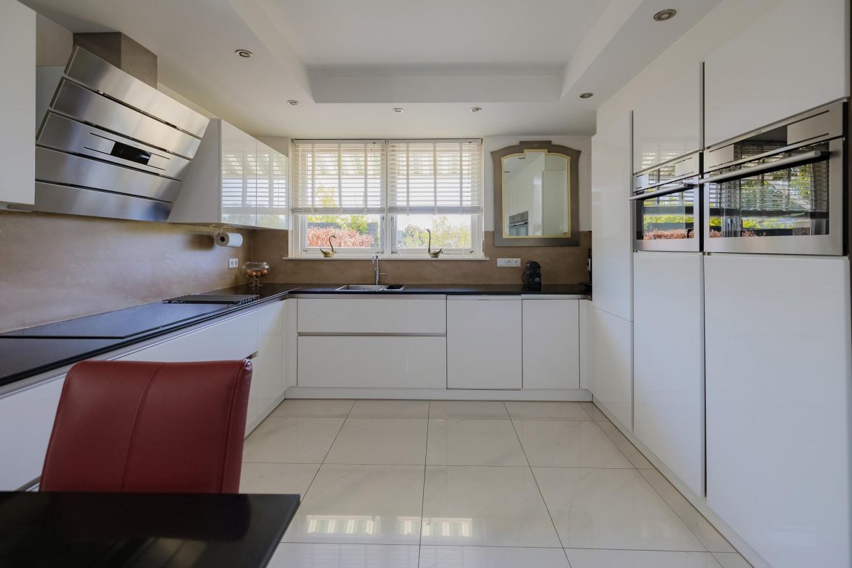 Te koop: Foto Woonhuis aan de Dirck van Swietenlaan 25 in Oegstgeest