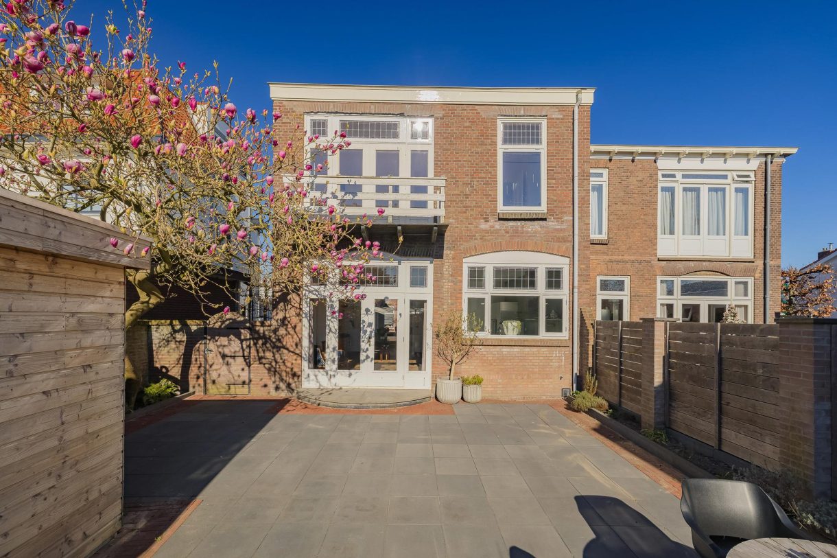 Te koop: Foto Woonhuis aan de Heereweg 57 in Lisse