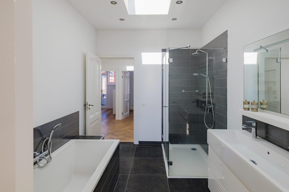 Te koop: Foto Woonhuis aan de Heereweg 57 in Lisse