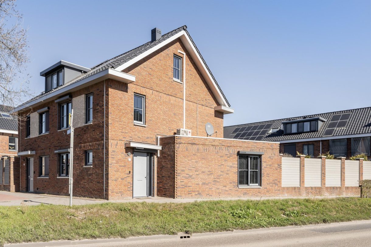 Te koop: Foto Woonhuis aan de Berkelsesluis 5 in Vlaardingen