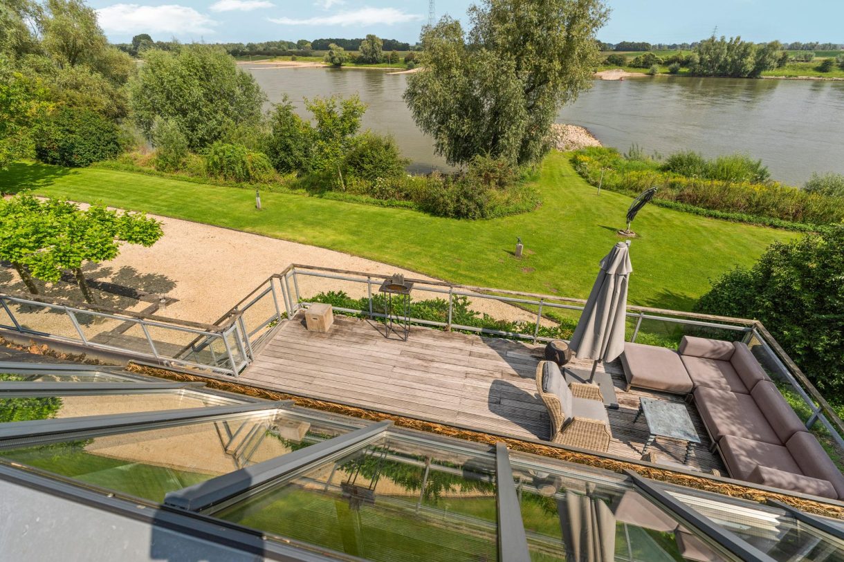 Te koop: Foto Woonhuis aan de Rijndijk 4 in Doornenburg