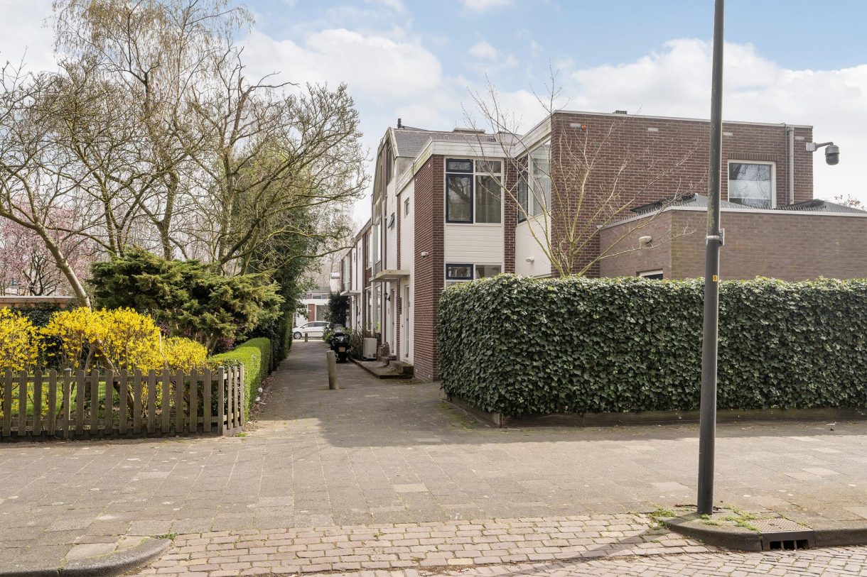 Te koop: Foto Woonhuis aan de Dirk de Derdelaan 26 in Vlaardingen