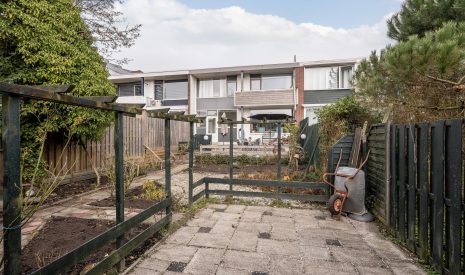 Te koop: Foto Woonhuis aan de Dirk de Derdelaan 26 in Vlaardingen