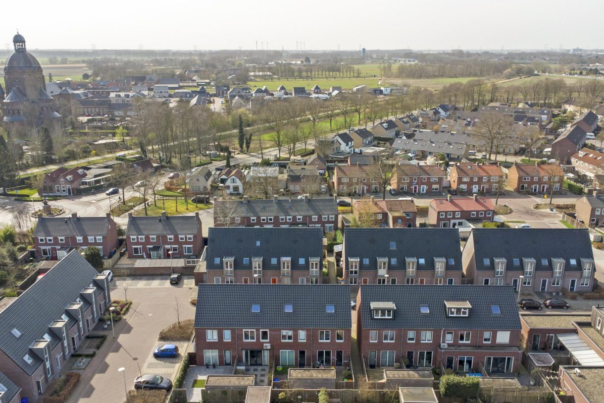 Te koop: Foto Woonhuis aan de Burg. Moonshof 13 in Raamsdonk