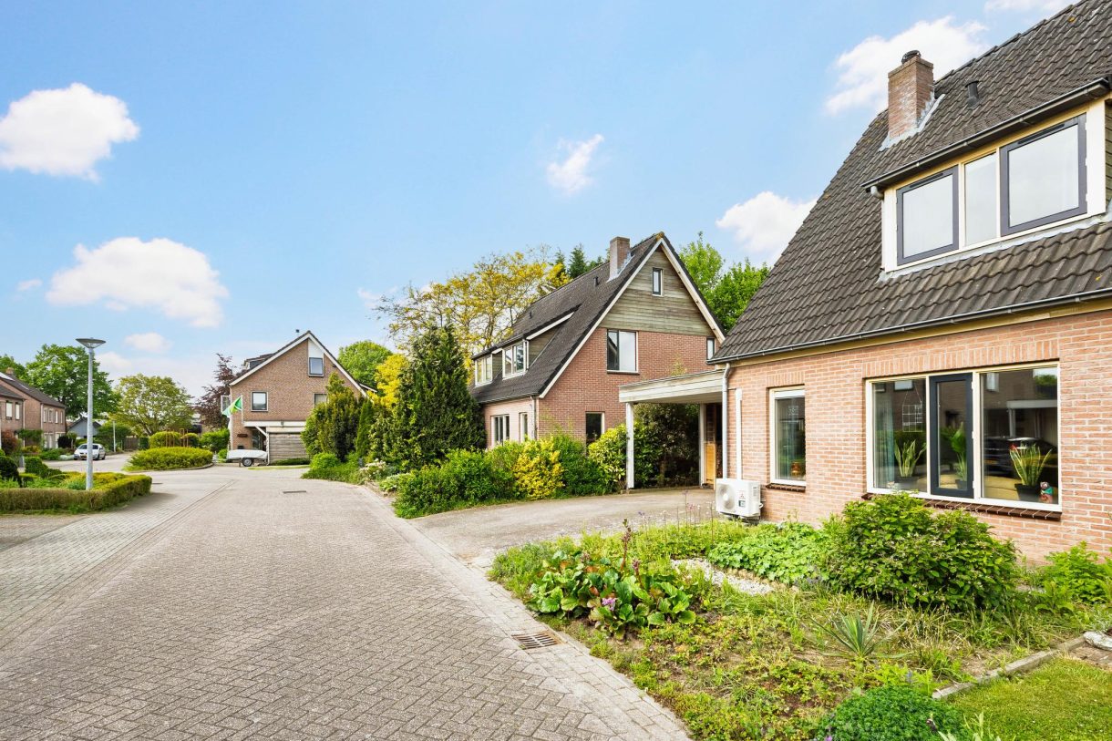 Te koop: Foto Woonhuis aan de Wethouder Campermanstr 13 in Toldijk