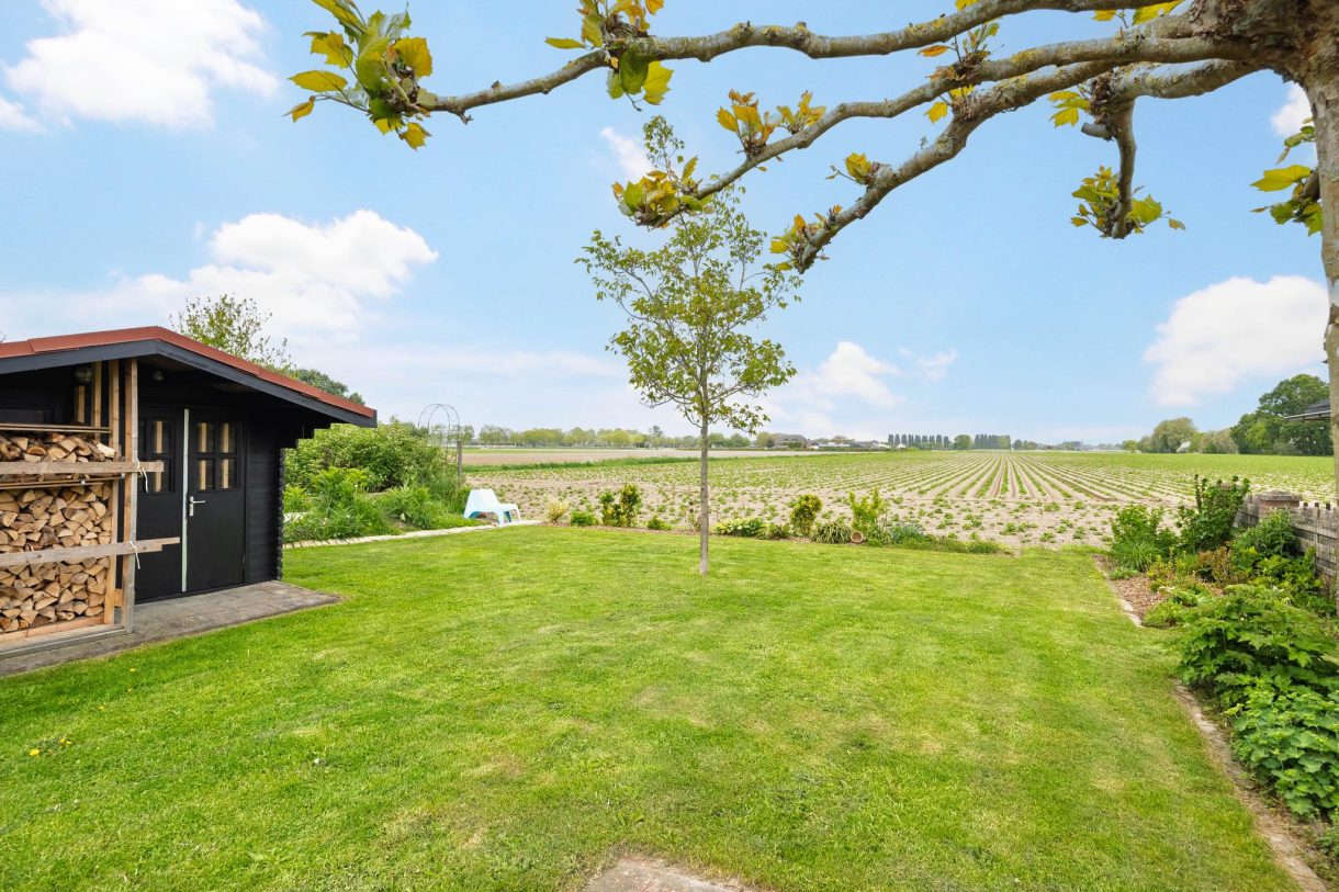 Te koop: Foto Woonhuis aan de Wethouder Campermanstr 13 in Toldijk