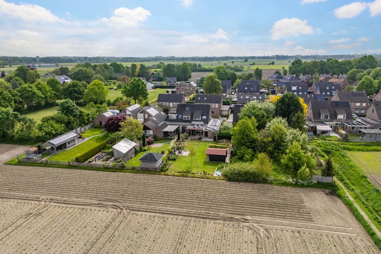 Te koop: Foto Woonhuis aan de Wethouder Campermanstr 13 in Toldijk