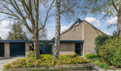 Te koop: Foto Woonhuis aan de Vijverlaan 35 in Vreeland