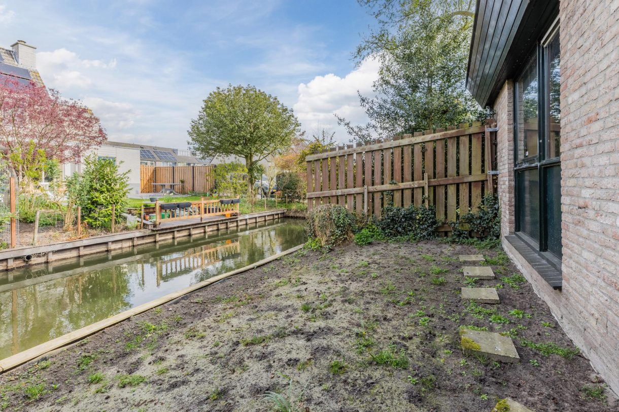 Te koop: Foto Woonhuis aan de Vijverlaan 35 in Vreeland